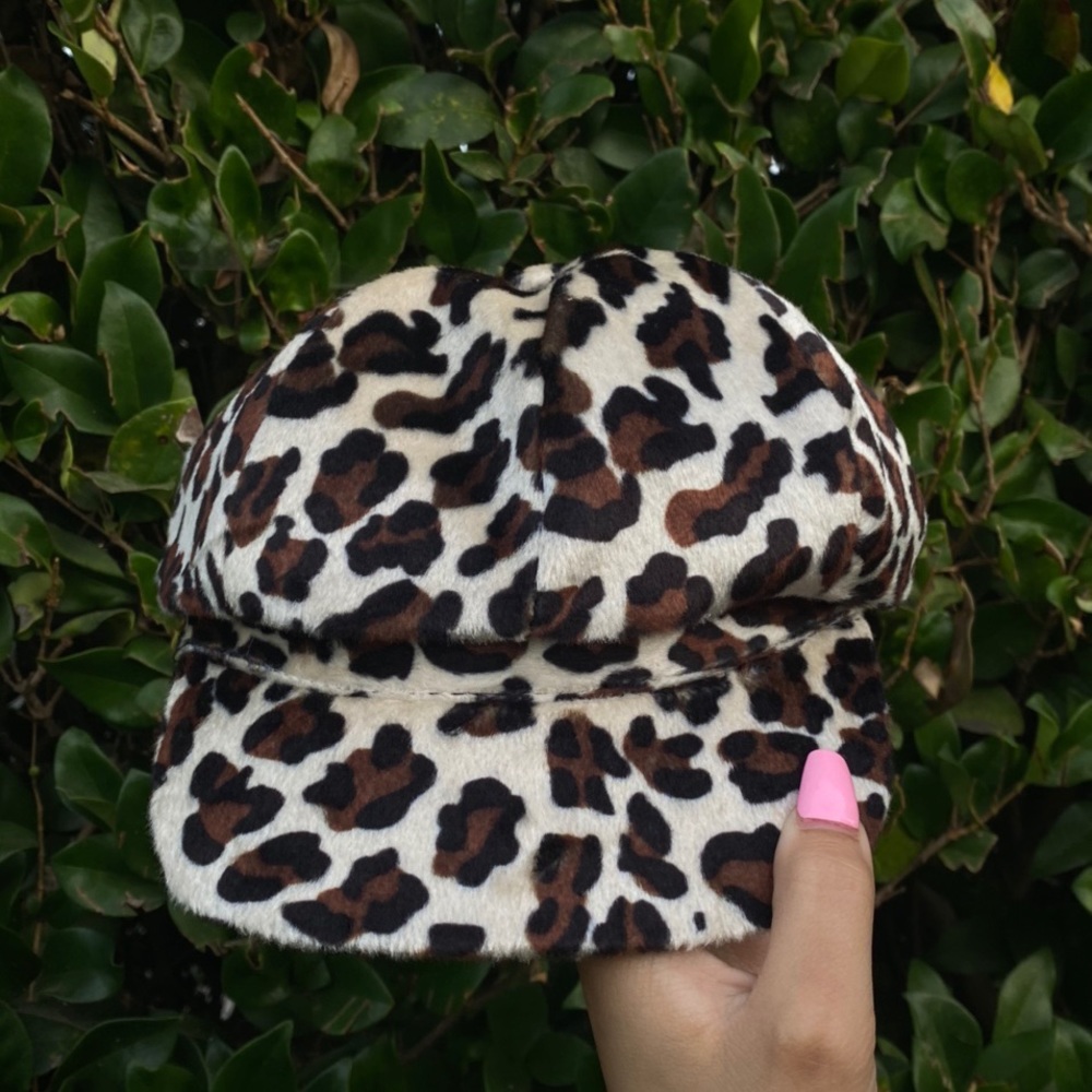 ✨ Cheetah Print Bakers Boy Cap✨